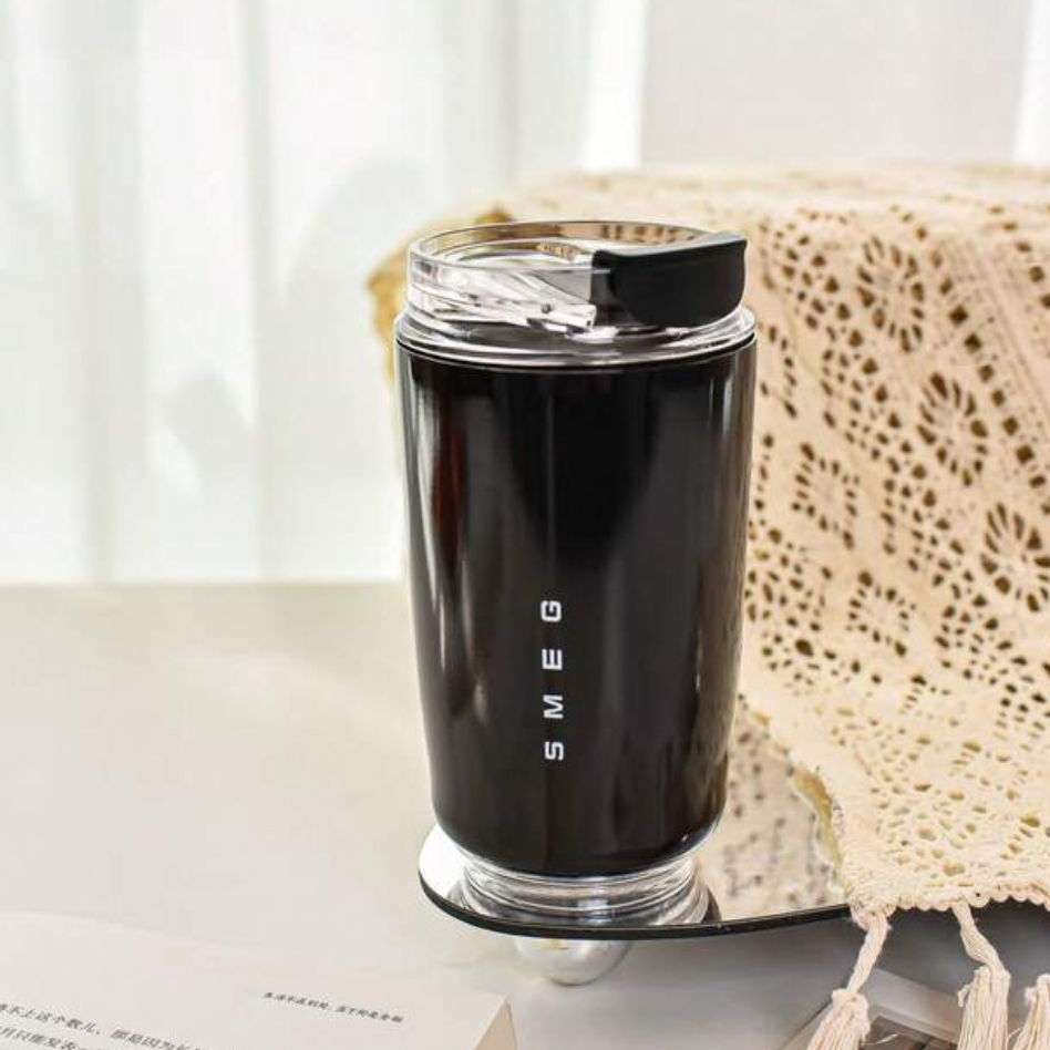 Taza Portátil para Bebida Smeg – 240 ml Acero Inoxidable