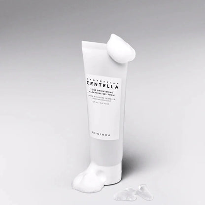 SKIN1004 – Limpiador Madagascar Centella Tone Brightening Cleansing Gel Foam