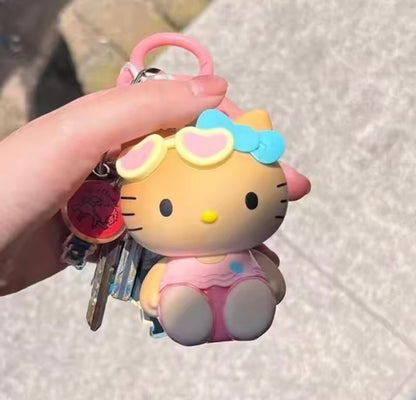 Llavero Hello Kitty que se broncea al sol