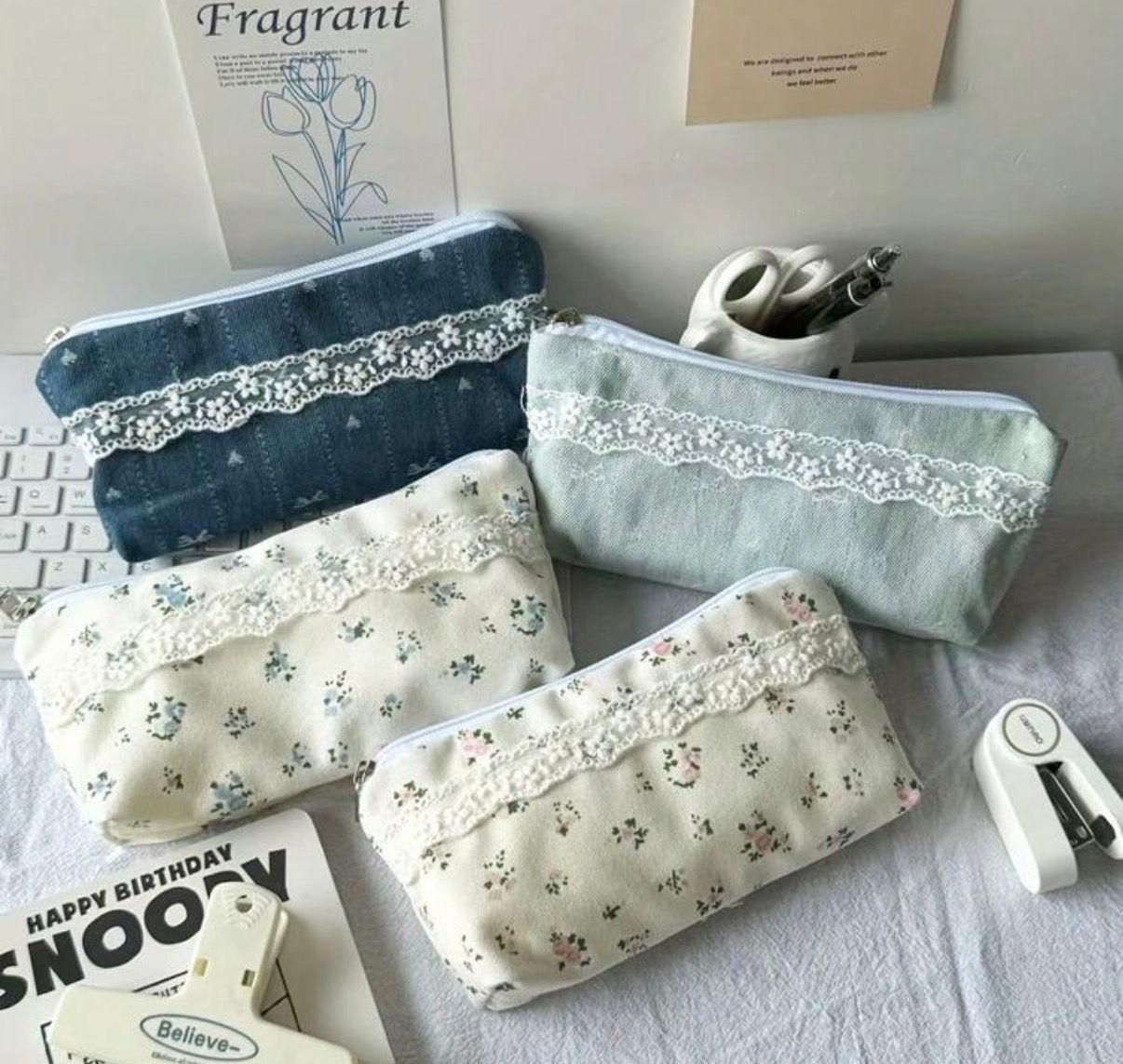 Estuche con diseño de encaje