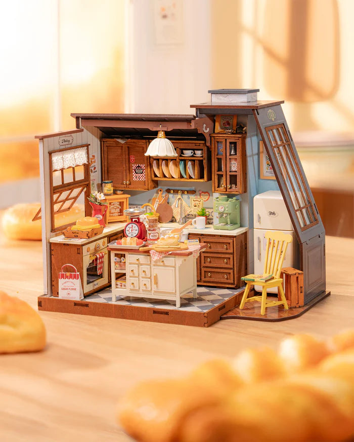 Robotime – Baking Kitchen (Miniatura DIY Original)